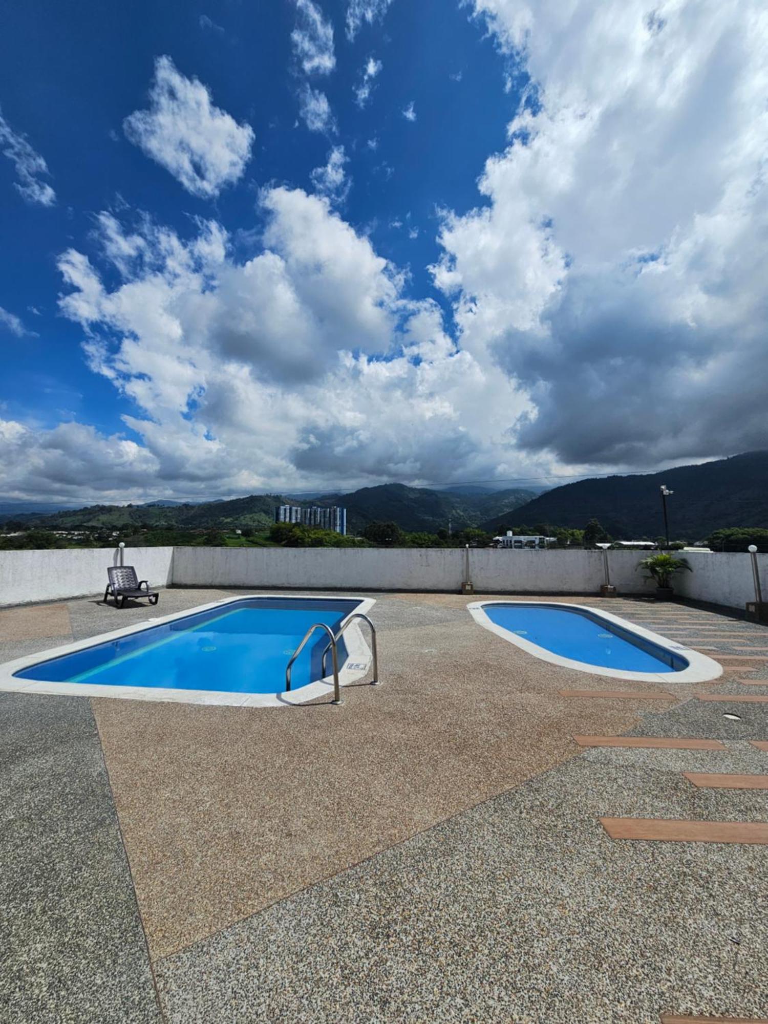 Oronegroapartahoteles Espectacular Amoblado Armenia, Quindio